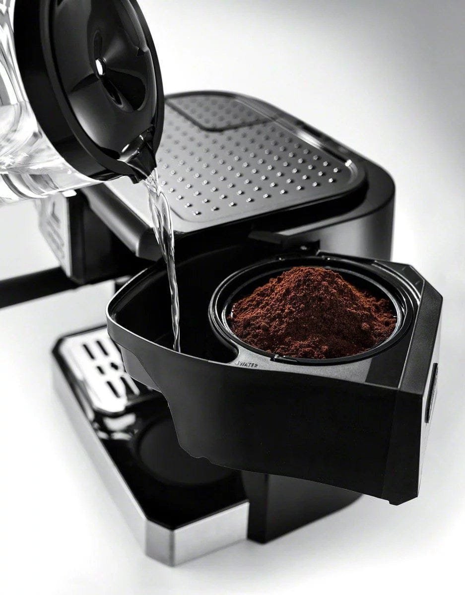 de’longhi com530m – digital all in one combination coffee and espresso machine – black and stainless steel de’longhi com530m – digital all in one combination coffee and espresso machine – black and stainless steel