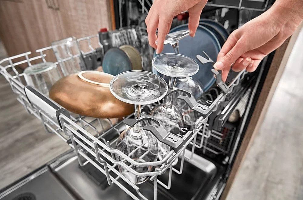 kitchenaid – top control built in dishwasher with stainless steel tub, freeflex third rack, 44dba – black stainless steel kitchenaid – top control built in dishwasher with stainless steel tub, freeflex third rack, 44dba – black stainless steel