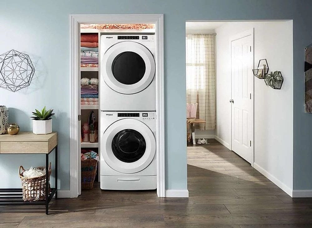 whirlpool – 4.3 cu. ft. high efficiency stackable front load washer with 35 cycle options – white whirlpool – 4.3 cu. ft. high efficiency stackable front load washer with 35 cycle options – white